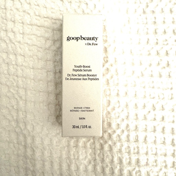 goop Beauty Youth-Boost Peptide Serum - Picture 4 of 5